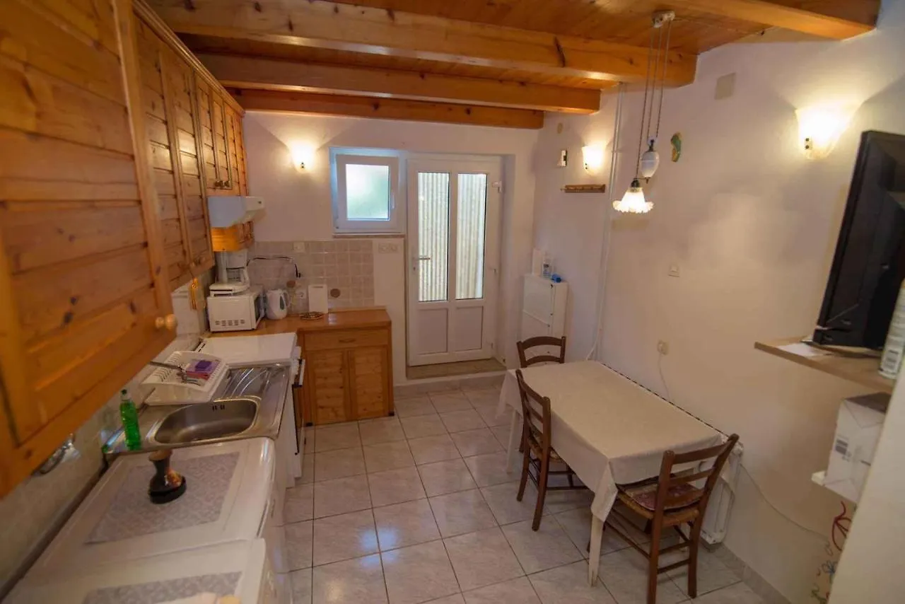 Apartment In Veli Losinj 26456