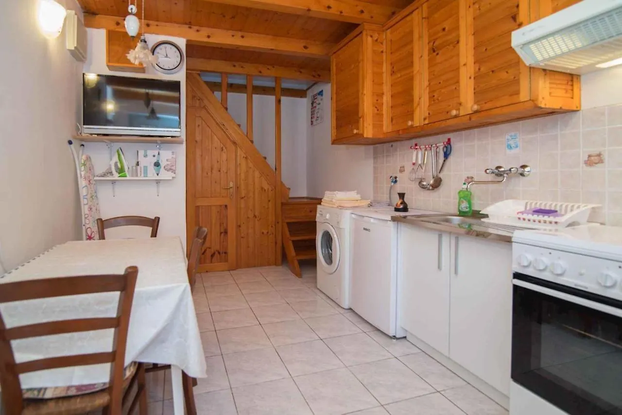 Apartment In Veli Losinj 26456